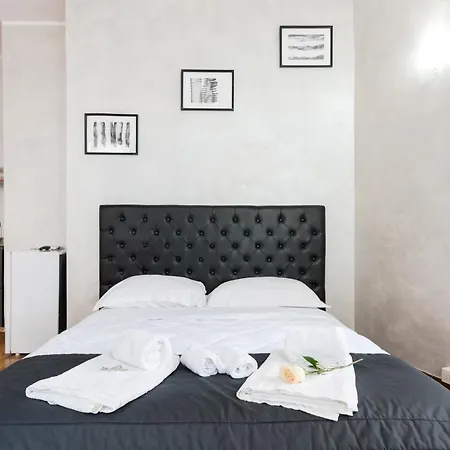 Rhome Plaza Collection Guest house Rome