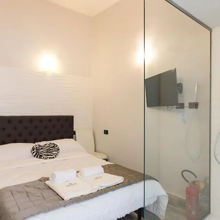 Guest house Rhome Plaza Collection *