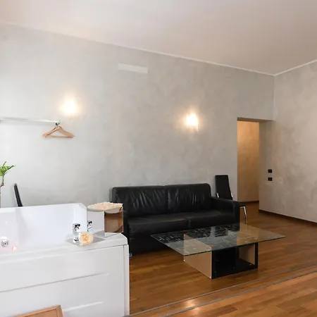 Rhome Plaza Collection Roma
