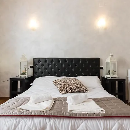 Rhome Plaza Collection Roma